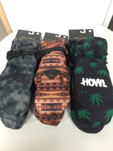スノーボードアイテム HOWL入荷しました！！
