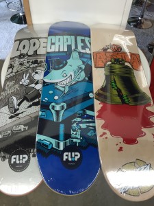 スケートボードアイテム FLIP、SANTACRUZ、INDYトラック、RICTAウィール、BONESウィール入荷しました！！