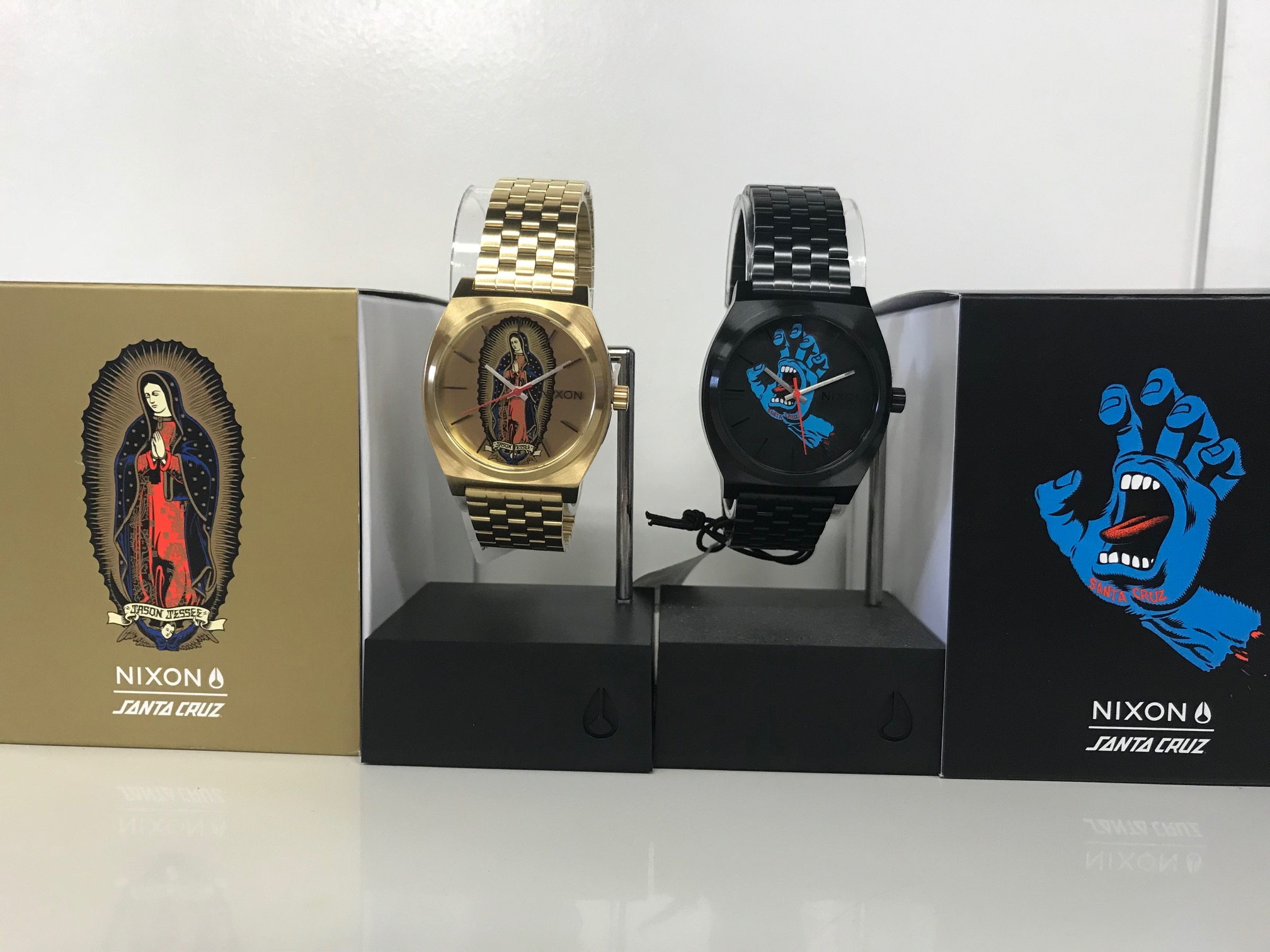 本日全国一斉発売開始！！超限定アイテム NIXON×SANTACRUZコラボアイテム入荷しました！！