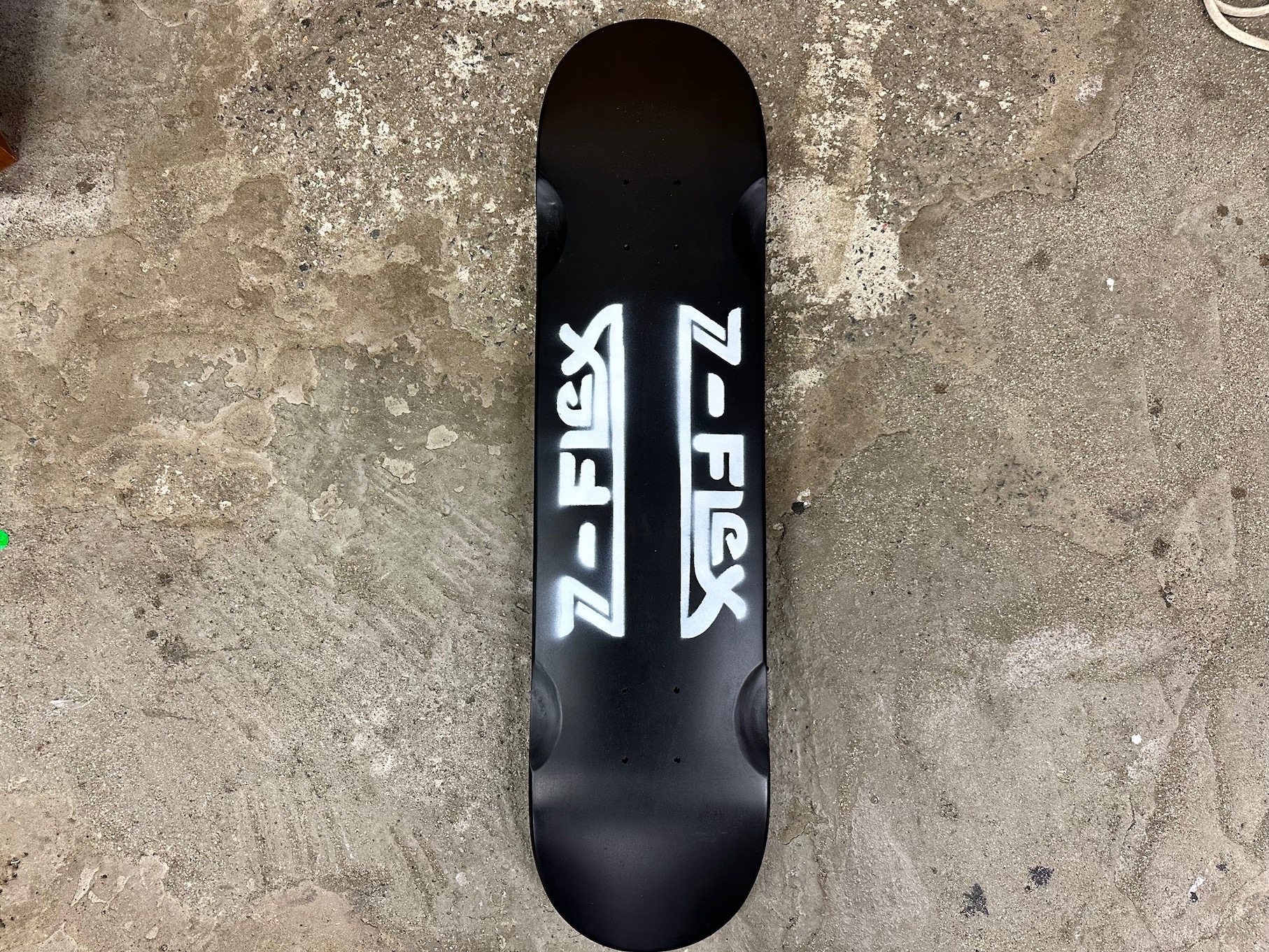 スケートアイテム Z-FLEX 入荷しました！！