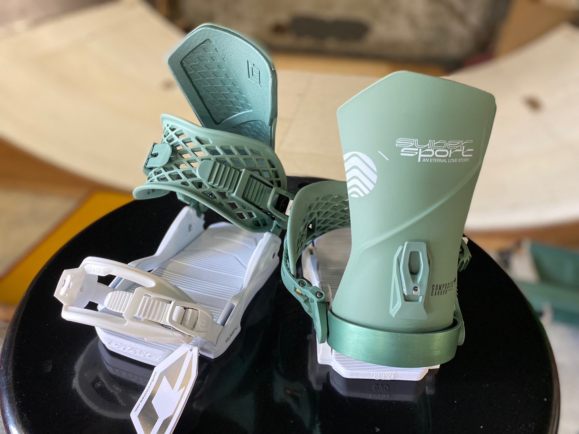 スノーボードアイテム DRAKE ビンディング 2024-2025 NewModel 入荷しました！！