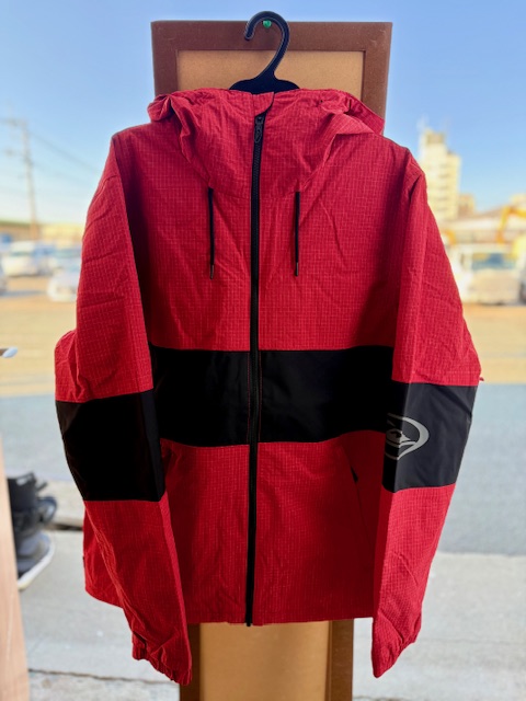 スノーボードアイテム QUIKSILVERスノーウェアー 2025-2026NewModel 第二弾 入荷しました！！