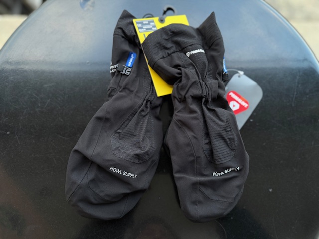 スノーボードアイテム HOWL 2025-2026 NewModel 入荷しました！！